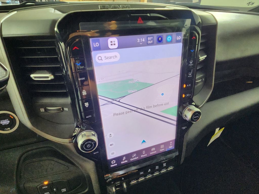 2025 RAM 2500 RAM 2500 TRADESMAN CREW CAB 4X4 6'4' BOX