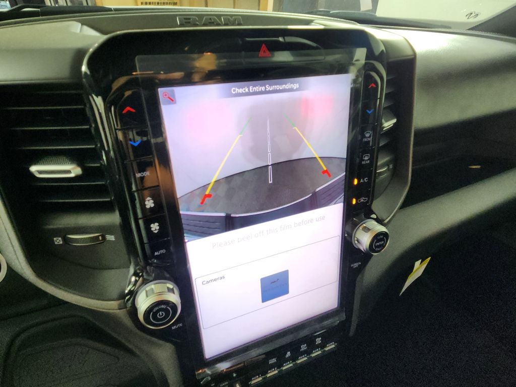 2025 RAM 2500 RAM 2500 TRADESMAN CREW CAB 4X4 6'4' BOX