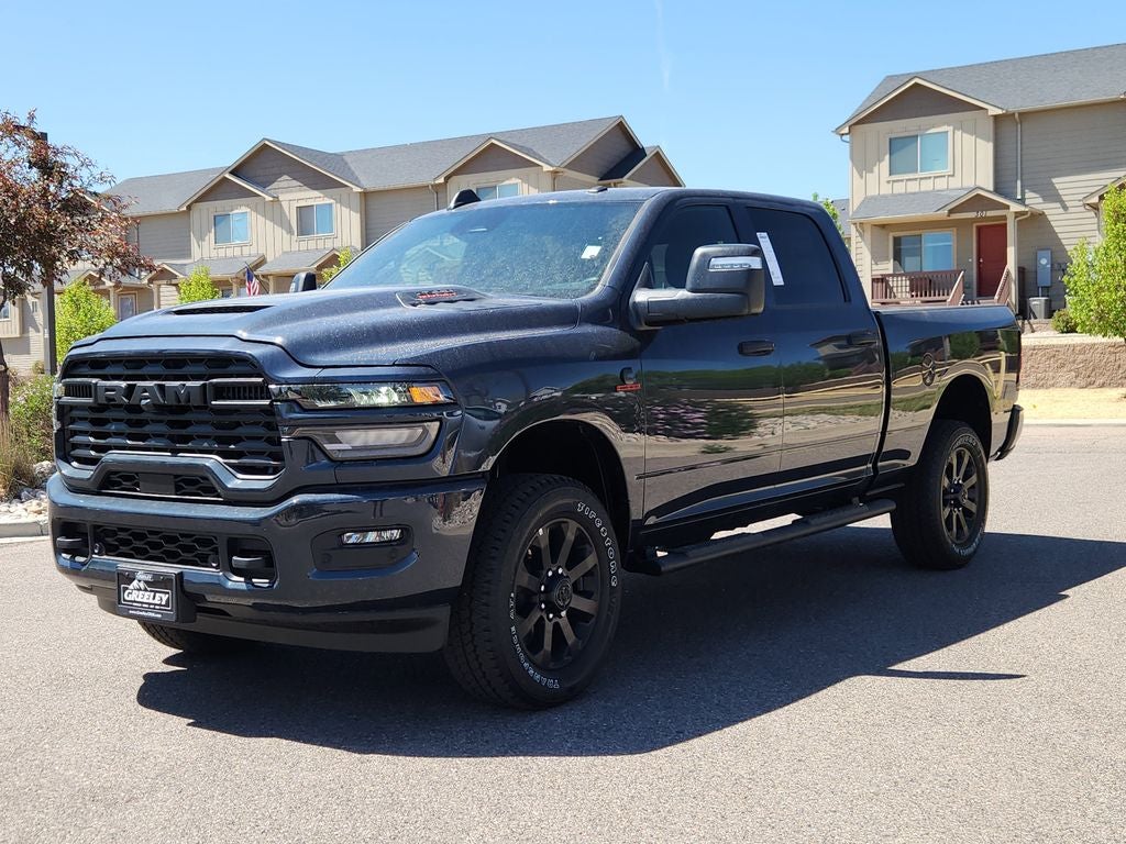 2026 RAM 2500 RAM 2500 BLACK EXPRESS CREW CAB 4X4 6'4' BOX