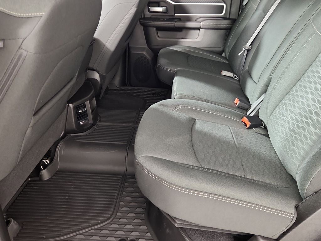 2025 RAM 2500 RAM 2500 BIG HORN CREW CAB 4X4 6'4' BOX