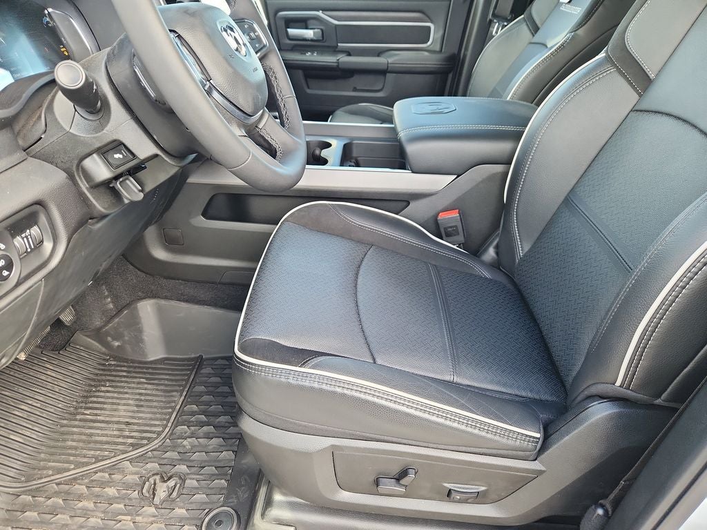 2025 RAM 2500 RAM 2500 LARAMIE CREW CAB 4X4 6'4' BOX