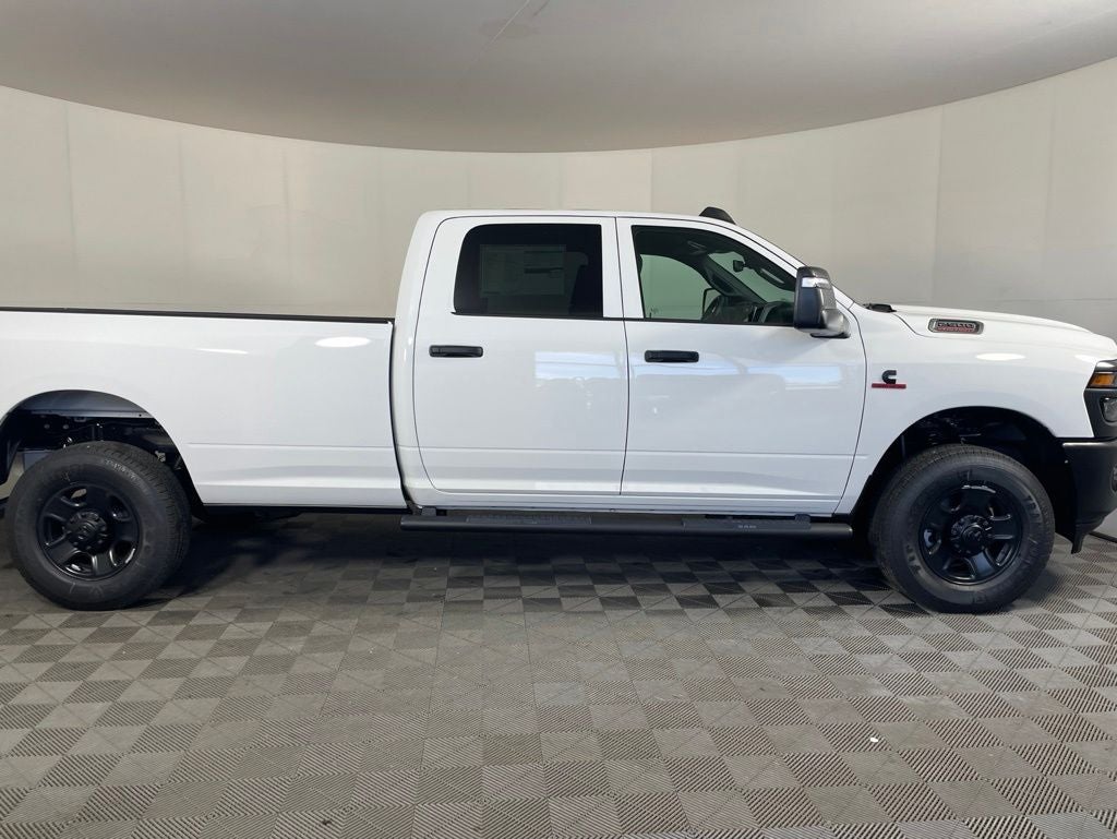 2026 RAM 2500 RAM 2500 TRADESMAN CREW CAB 4X4 8' BOX