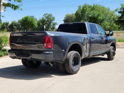 2026 RAM 3500 RAM 3500 LARAMIE CREW CAB 4X4 8' BOX