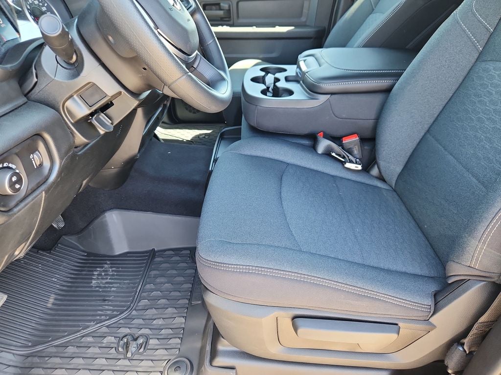 2026 RAM 2500 RAM 2500 TRADESMAN CREW CAB 4X4 6'4' BOX