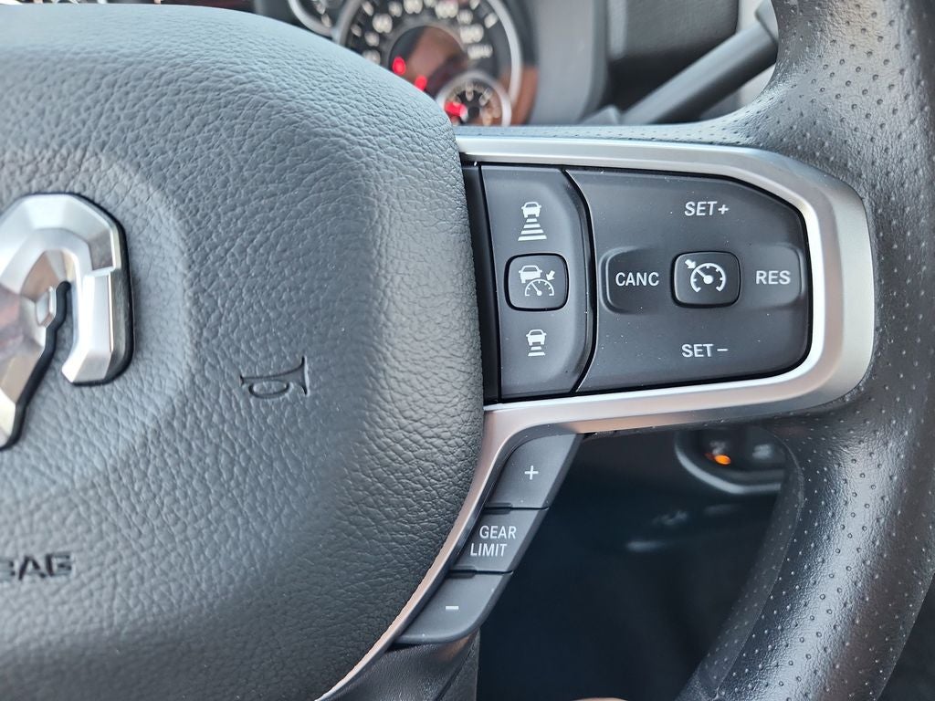 2026 RAM 2500 RAM 2500 TRADESMAN CREW CAB 4X4 6'4' BOX