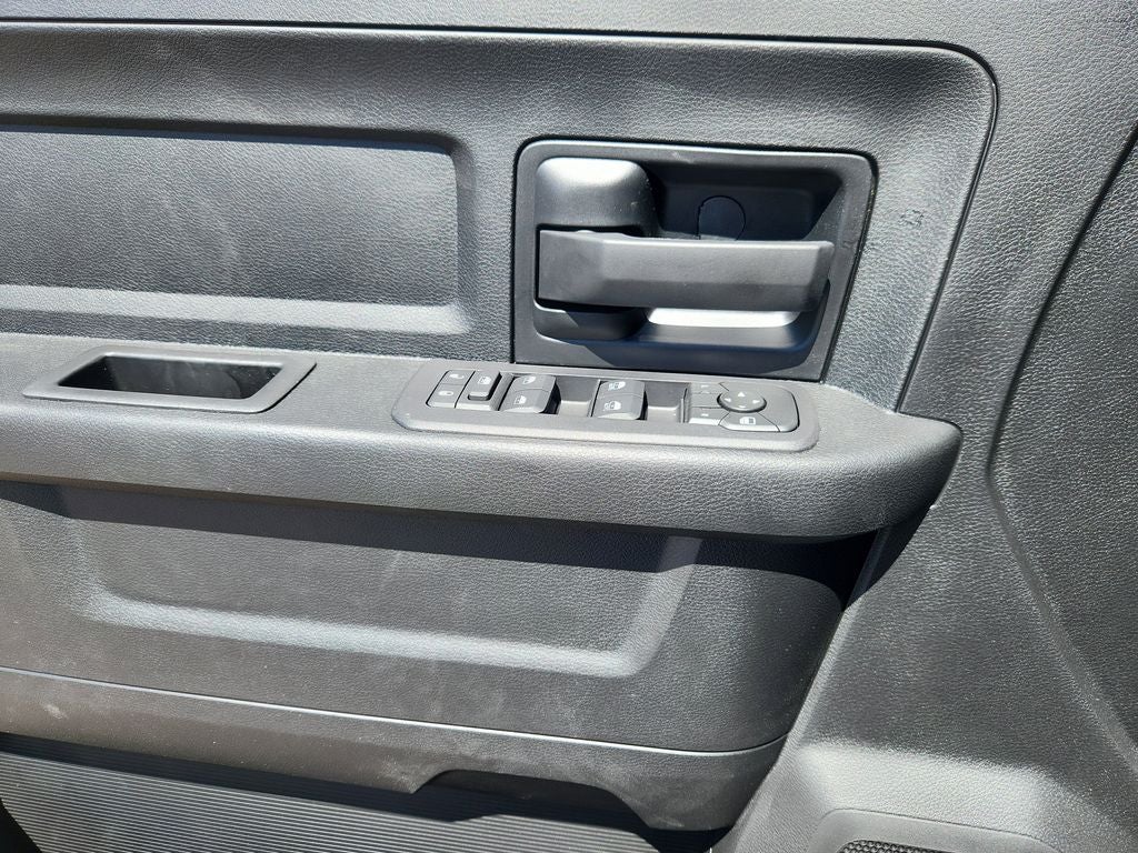 2026 RAM 2500 RAM 2500 TRADESMAN CREW CAB 4X4 6'4' BOX