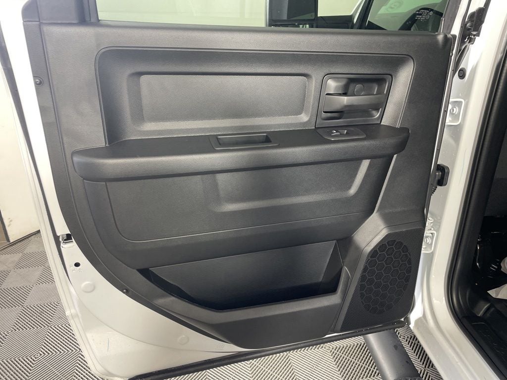2026 RAM 2500 RAM 2500 TRADESMAN CREW CAB 4X4 8' BOX