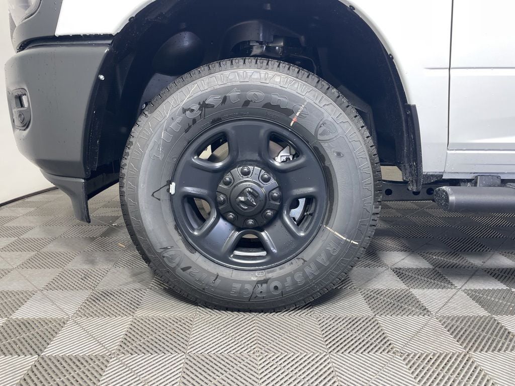 2026 RAM 2500 RAM 2500 TRADESMAN CREW CAB 4X4 8' BOX