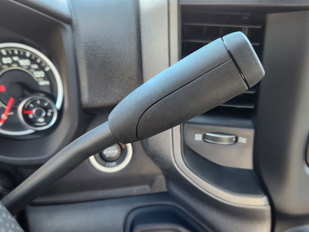 2024 RAM 5500 Chassis Cab RAM 5500 TRADESMAN CHASSIS REGULAR CAB 4X4 84' CA