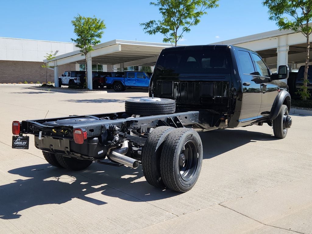 2026 RAM 5500 Chassis Cab RAM 5500 TRADESMAN CHASSIS CREW CAB 4X4 84' CA