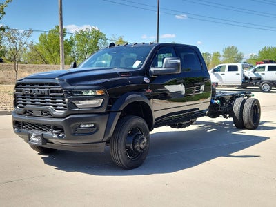 2026 RAM 5500 Chassis Cab RAM 5500 TRADESMAN CHASSIS CREW CAB 4X4 84' CA
