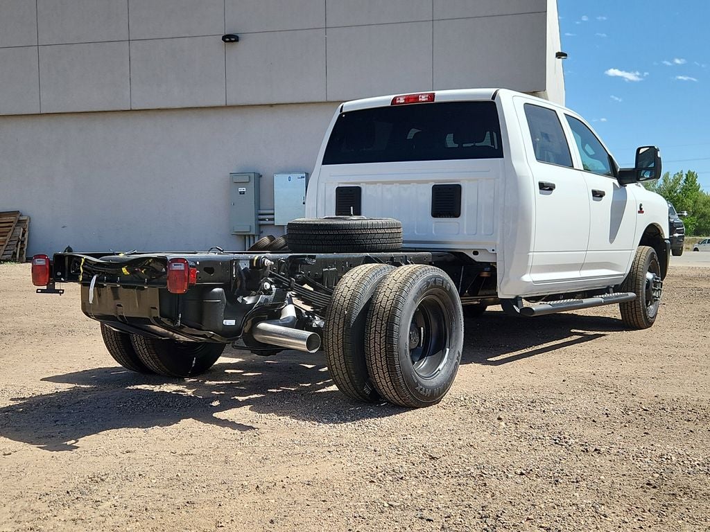 2026 RAM 3500 Chassis Cab RAM 3500 TRADESMAN CREW CAB CHASSIS 4X4 60' CA