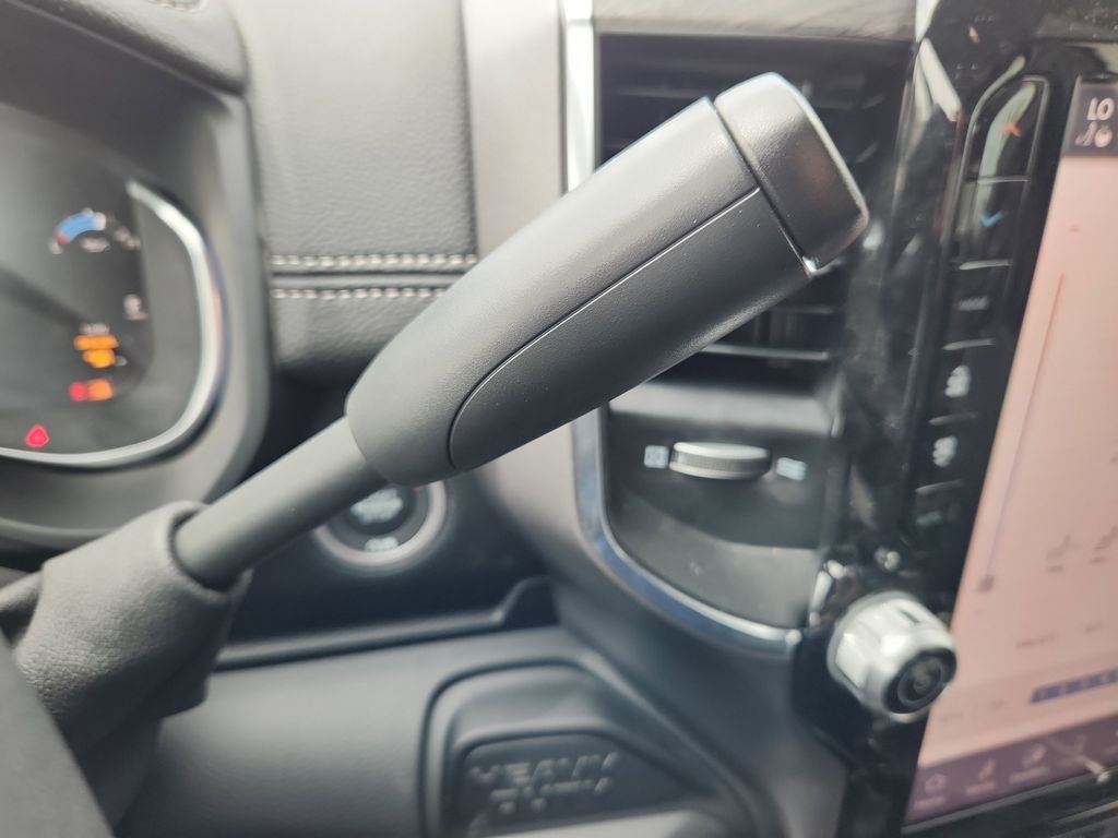 2026 RAM 3500 Chassis Cab RAM 3500 BIG HORN CREW CAB CHASSIS 4X4 60' CA