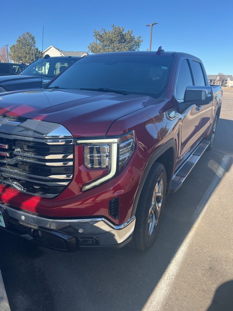 2022 GMC Sierra 1500 4WD Crew Cab Short Box SLT