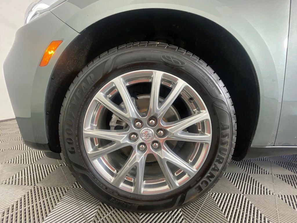 2022 Buick Enclave AWD Essence