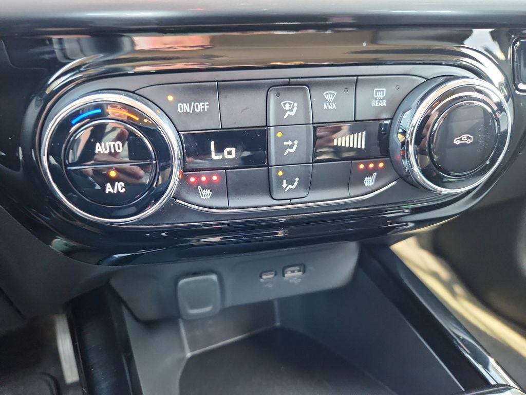 2024 Chevrolet Trax FWD LT