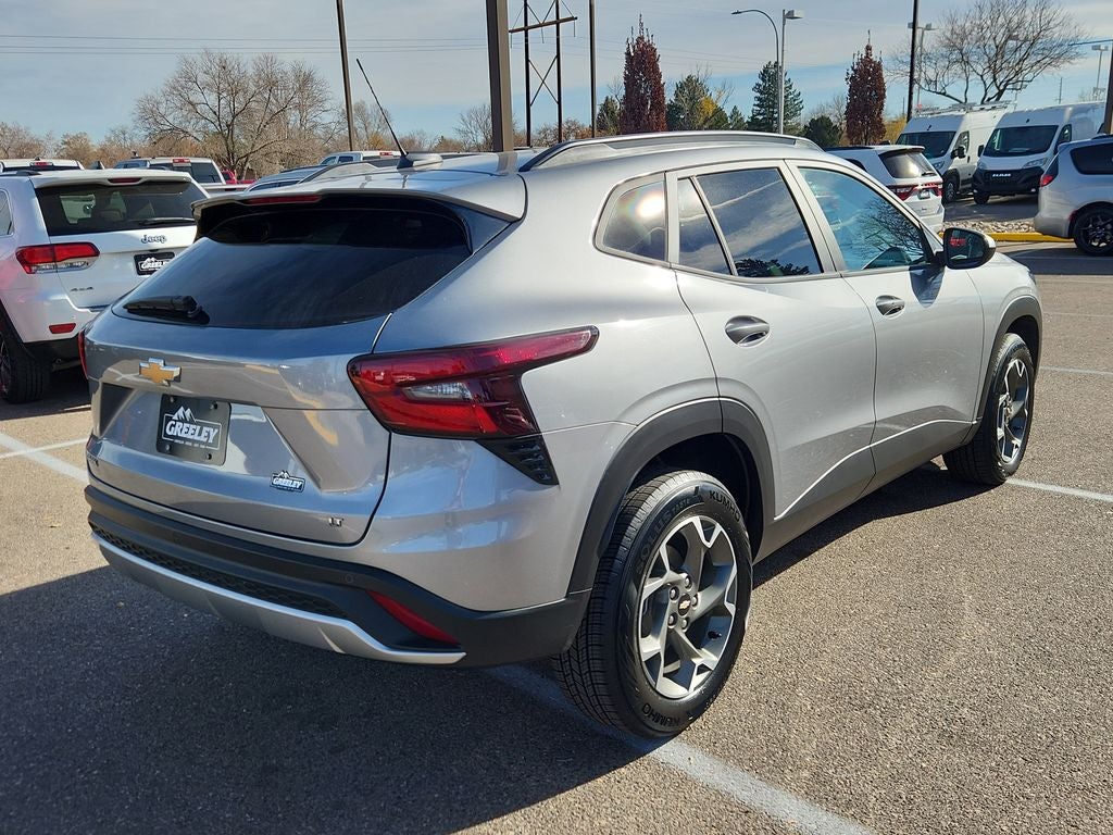 2024 Chevrolet Trax FWD LT