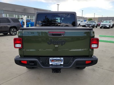 2022 Jeep Gladiator Sport
