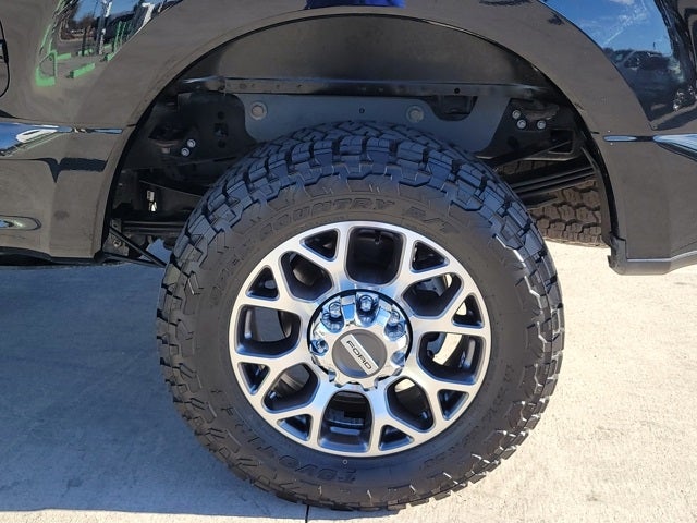 2022 Ford F-350SD Lariat