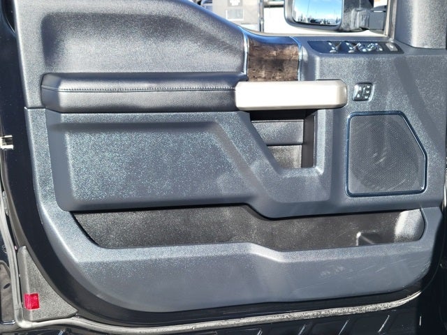 2022 Ford F-350SD Lariat