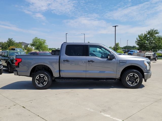 2023 Ford F-150 Lightning XLT