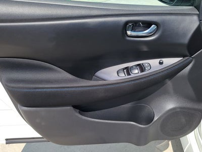 2025 Nissan Leaf S