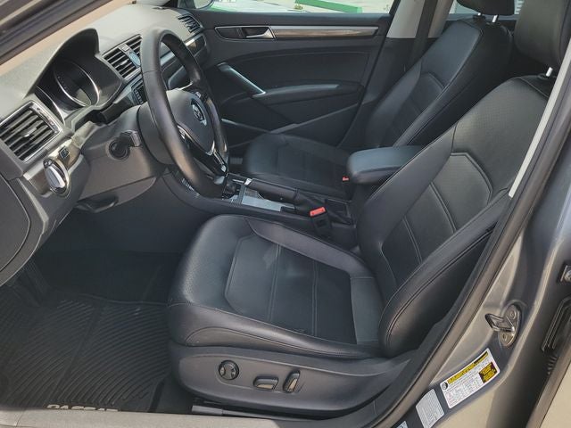 2017 Volkswagen Passat 1.8T SE