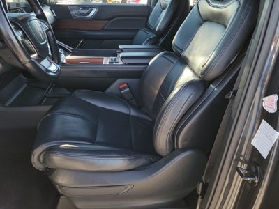 2023 Lincoln Navigator Standard