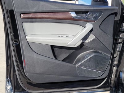 2021 Audi Q5 45 Prestige quattro