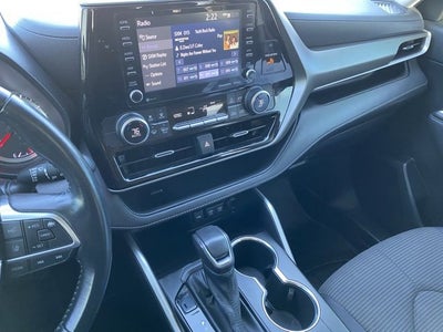 2021 Toyota Highlander LE