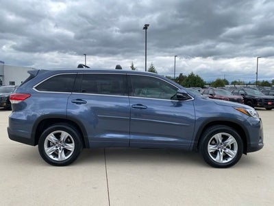 2017 Toyota Highlander Limited