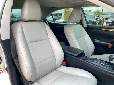 2015 Lexus ES 300h Hybrid
