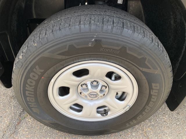 2024 Nissan Frontier S