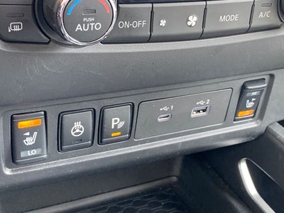 2023 Nissan Frontier SV