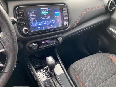 2023 Nissan Kicks SR