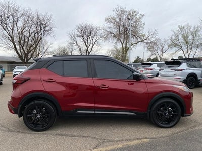 2023 Nissan Kicks SR