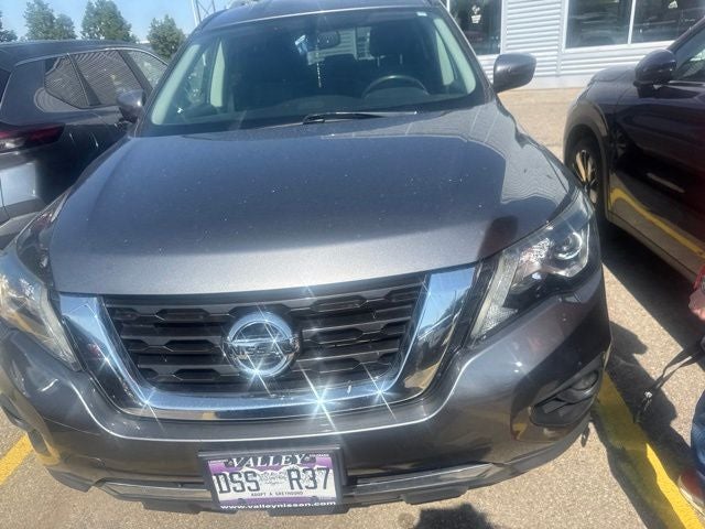 2018 Nissan Pathfinder SV