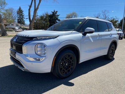 2022 Mitsubishi Outlander SEL