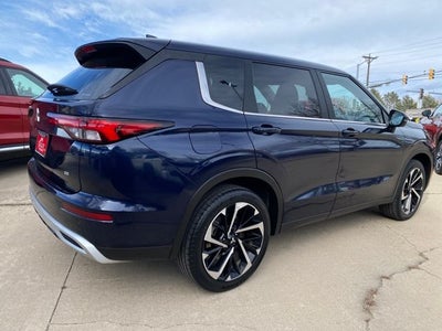 2024 Mitsubishi Outlander SE