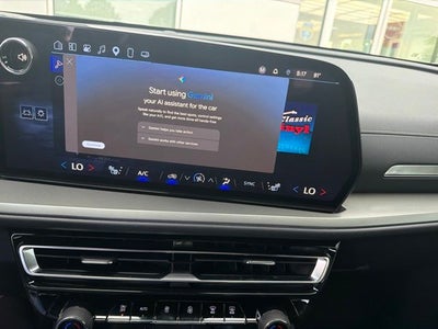 2025 Chevrolet Traverse LT 2LT