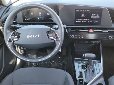 2023 Kia Niro LX
