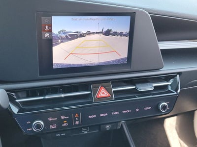 2023 Kia Niro LX