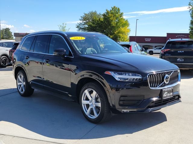 2021 Volvo XC90 T6 Momentum