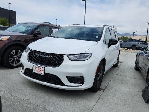 2025 Chrysler Pacifica Limited