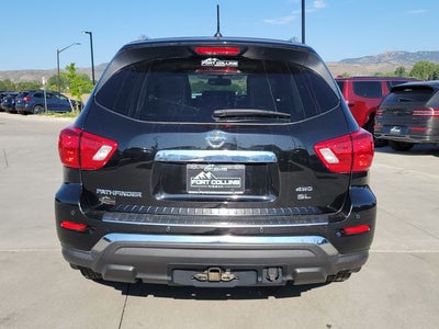 2017 Nissan Pathfinder SL