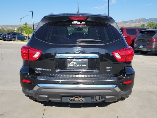 2017 Nissan Pathfinder SL