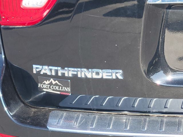 2017 Nissan Pathfinder SL
