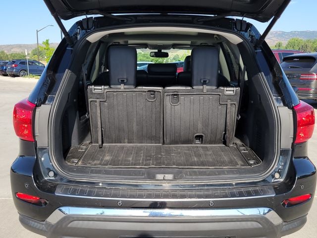 2017 Nissan Pathfinder SL