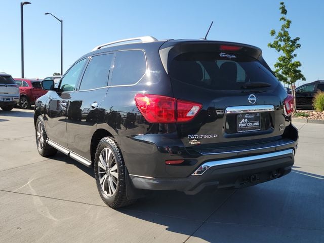 2017 Nissan Pathfinder SL